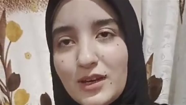 الطالبة إسراء إسماعيل