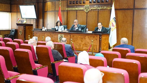 رئيس معهد التخطيط