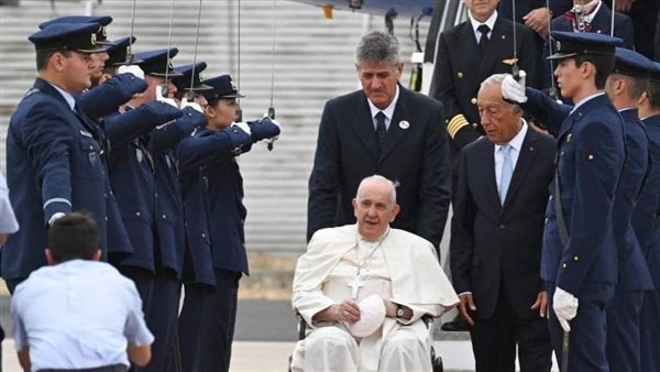 البابا فرنسيس يصل