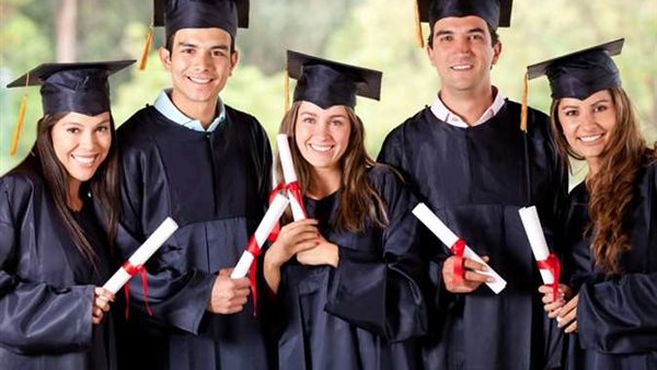 منح دراسية - صورة