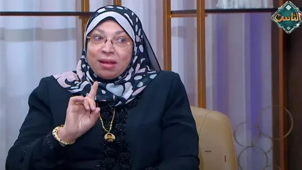 الدكتورة نيفين مختار