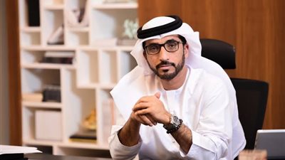 رئيس جمعية الصحفيين الإماراتية يفند أكاذيب إسرائيل حول دخول المساعدات من معبر رفح