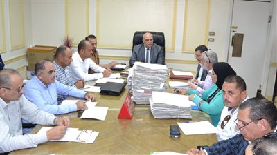 الموافقة على 400 طلب تقنين لواضعي اليد بـ 6 مراكز في البحيرة