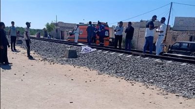 مصرع أب ونجله أسفل عجلات القطار بالمنيا