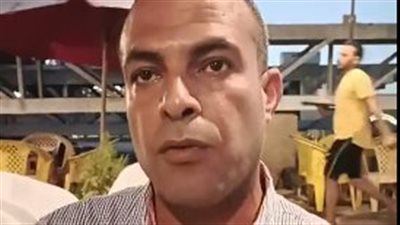 شاب ينقذ زوجين من الغرق بالبحيرة: كنت راجع من الشغل ولما شوفت الحادث مترددتش أنقذهم| بث مباشر