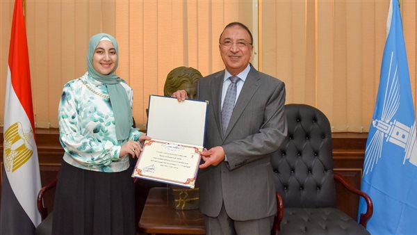 محافظ الإسكندرية