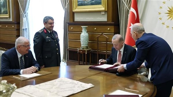 أردوغان يصادق على