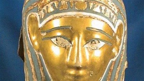  قناع مومياء يعود