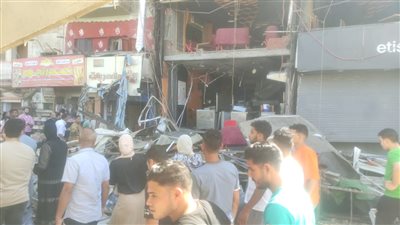 وصول فريق الأدلة الجنائية لمعاينة تلفيات انفجار أنبوبة غاز في مطعم بالمنوفية