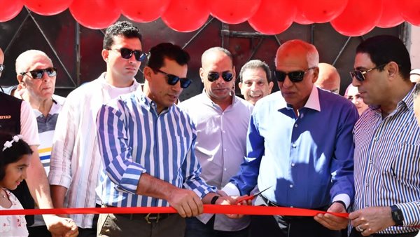 وزير الشباب ومحافظ