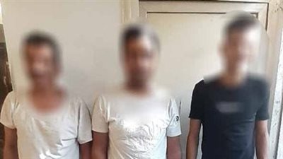 حاولوا الهروب من الشرطة.. تفاصيل ضبط ثلاثة تجار مخدرات بالقاهرة
