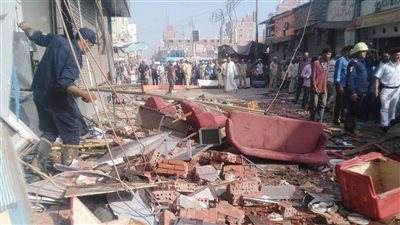 بسبب الغاز.. شاهد لحظة انفجار مطعم أشمون بالمنوفية وتضرر المحلات المجاورة| فيديو