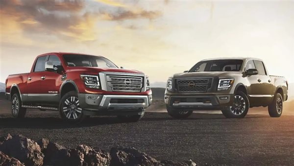 نيسان تيتان 