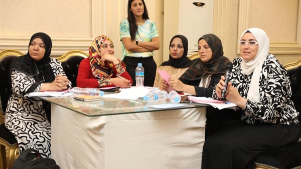 جانب من برنامج التثقيف