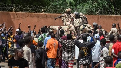 وول ستريت: جنرال عسكري مقرب من أمريكا أحد قادة الانقلاب في النيجر