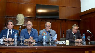 النقابة العامة لاتحاد كتاب مصر تحتفل بانضمام الأعضاء الجدد بعد أداء القسم