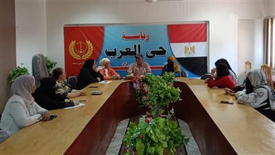 محاضرة بعنوان قناه السويس نبض مصر بمكتبة 6 أكتوبر العامة ببورسعيد