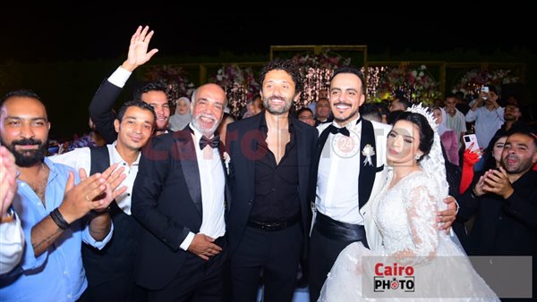 نجوم الفن في حفل