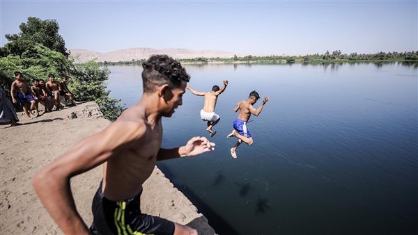 النيل والترع وسيلة