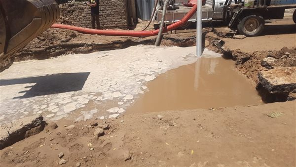 كسر مفاجئ بخط مياه