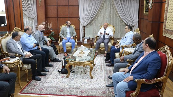 جانب من زيارة الوفد