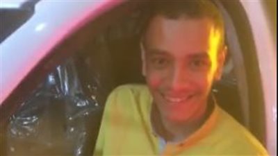 معلم بكفر الشيخ يهدي الأول على الجمهورية بالثانوية العامة سيارة سعرها مليون جنيه| بث مباشر 