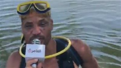 أحد فريق غواصي الخير خلال البحث عن جثمان شاب قُتل بالقليوبية: الجريمة من 9 أشهر والبحث صعب | لايف