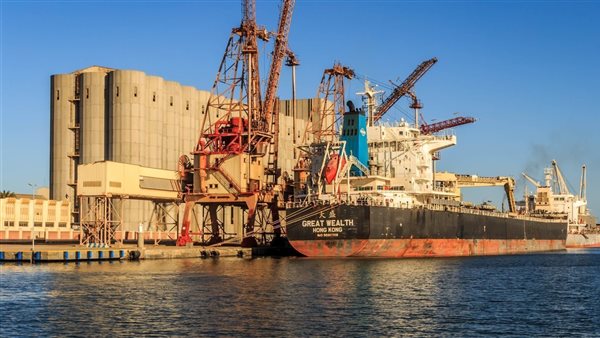 ميناء دمياط 