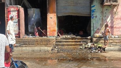 خسائر تخطت المليون جنيه.. الحماية المدنية تسيطر على حريق بمحل تجاري بالأقصر | صور