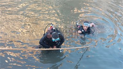 انتشال جثة شخص بعد 24 ساعة من البحث..غرق وهو بيصطاد داخل ترعة المرشحة بطنطا 