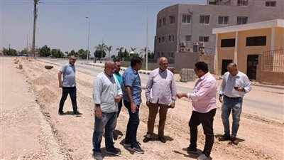 مسئولو الإسكان يتفقدون أعمال التطوير الجارية بالمناطق المختلفة بمدينة العبور