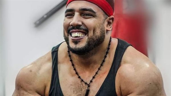 طارق بطل كمال الأجسام