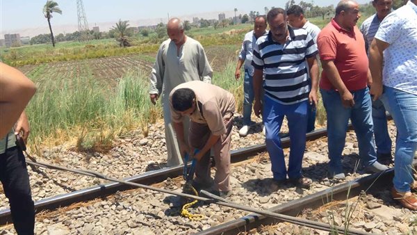 إزالة الكابلات على