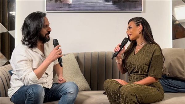 الإعلامية هدير أبو