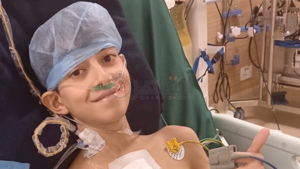 الشاب أدم عادل