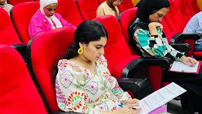 بدء اختبارات القبول للمتقدمين للالتحاق بمعاهد رعاية الفنية للتمريض ببورسعيد