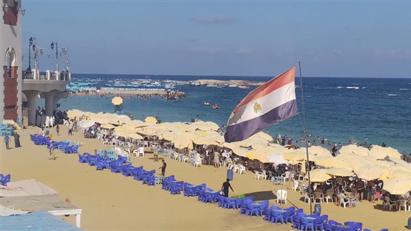 اقبال ضعيف على شواطئ