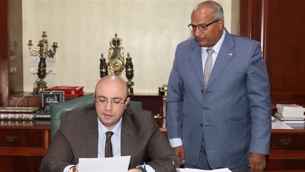 محافظ بني سويف ووكيل