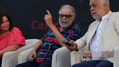 أشرف زكي وإلهام شاهين يشيدان بمشهد البليلة بمسلسل يتربى في عزو.. والفخراني يكشف سر نجاحه