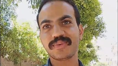 شاب يخصص سيارته لنقل مرضى السرطان والكلى بالمجان في بولاق الدكرور: نفسي أموت موته طيبة| بث مباشر 