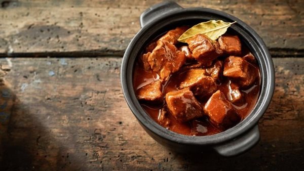 طاجن لحمة بالبصل