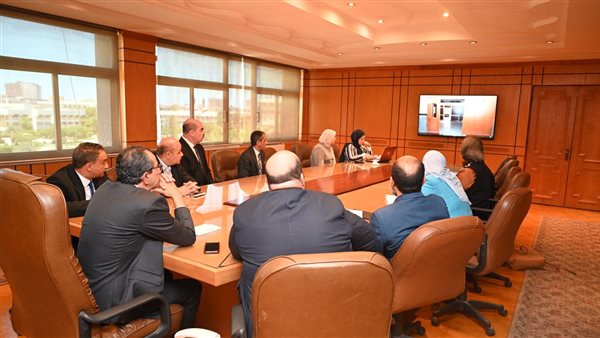 رئيس جامعة الفيوم