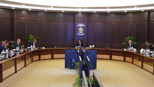 اجتماع الدكتور مصطفى