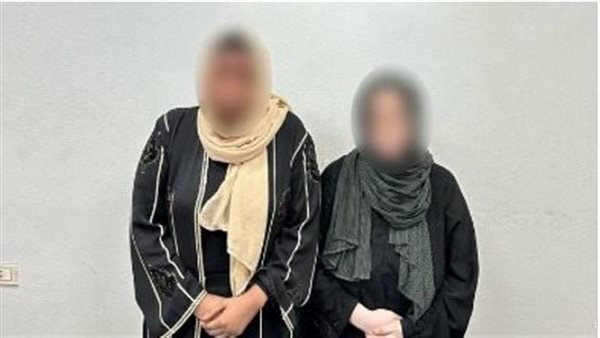 المتهمتان والمضبوطات