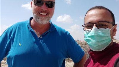 خروج آخر مصاب فرنسي بفيروس كورونا المستجد من مستشفى النجيلة