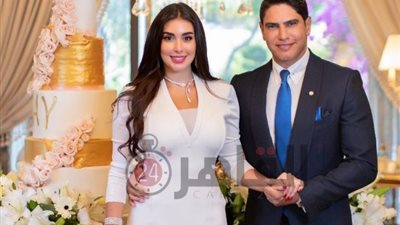 الظهور الأول لوالدة أحمد أبو هشيمة خلال حضورها زفاف رجل الأعمال على ياسمين صبري (صور)