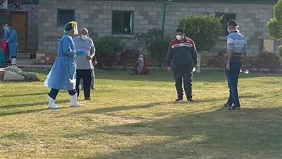 “لماذا لا تستقبل المستشفيات الخاصة مصابي كورونا؟”.. رئيس مكافحة العدوى بالصحة يُجيب