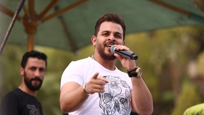 محمد رشاد يكشف شخصيته في مسلسل ليالينا 80 (فيديو)