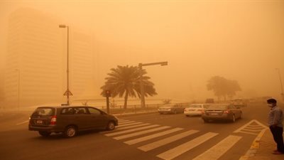 عودة الحركة لطريق القطامية – العين السخنة بعد ساعات من غلقه