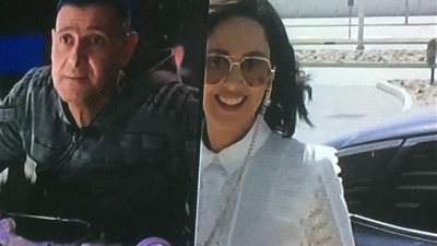 رامز جلال ساخرًا من ملابس ياسمين رئيس: “لابسة ستارة وسرج خيل”